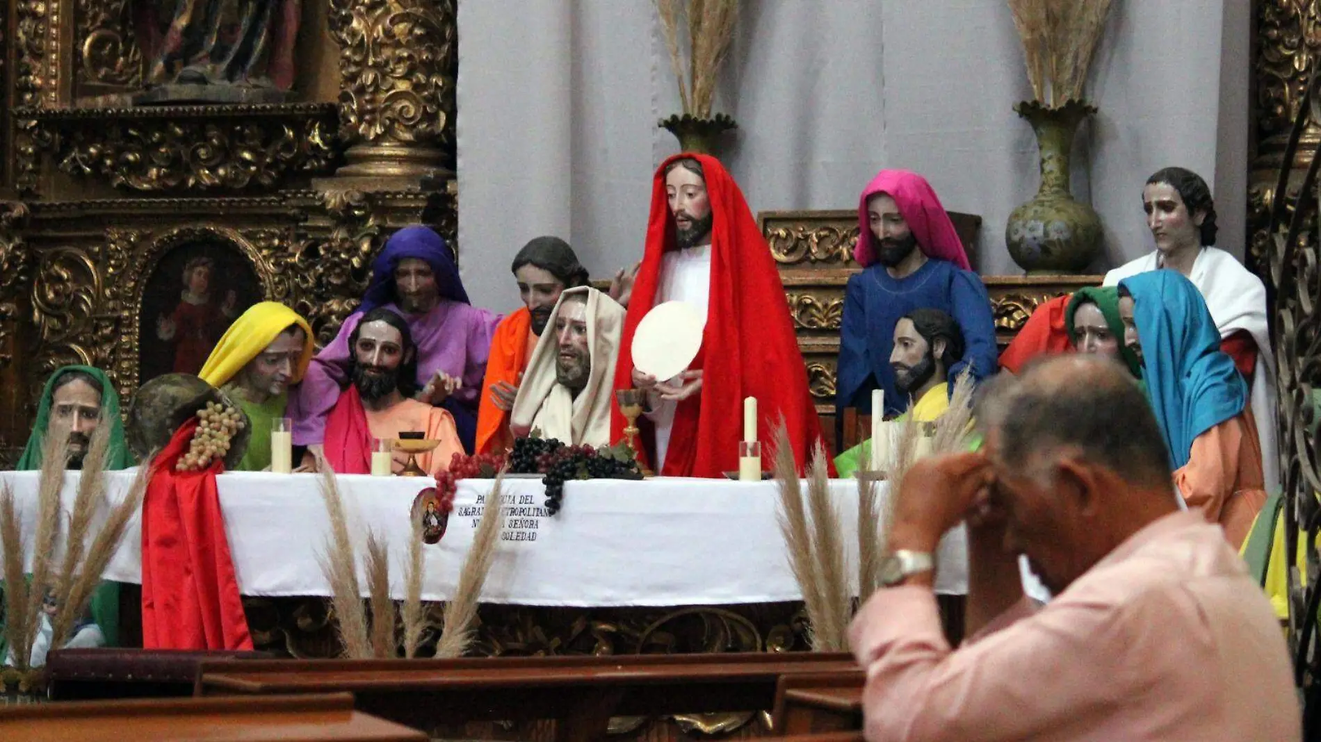 Colocan representación de la Última Cena en el Templo de Nuestra Señora de La Soledad